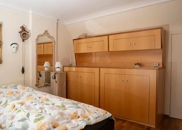Haus Mit Garten Nahe U1 بيت للعطل *