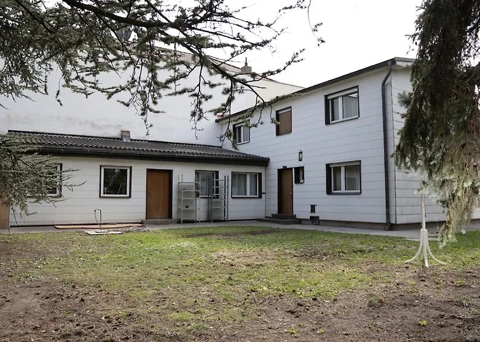 بيت للعطل Haus Mit Garten Nahe U1 *
