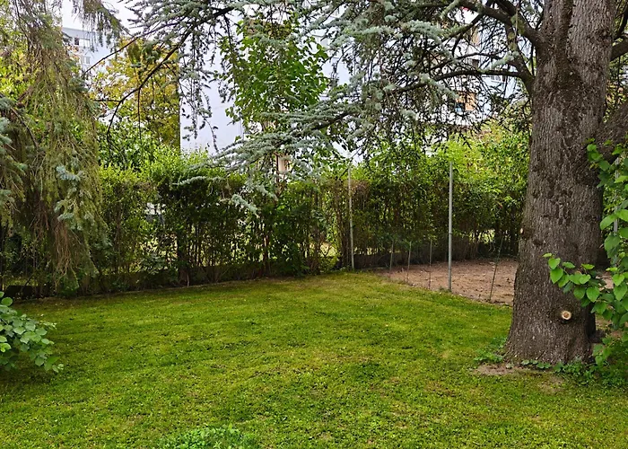 Haus Mit Garten Nahe U1 *